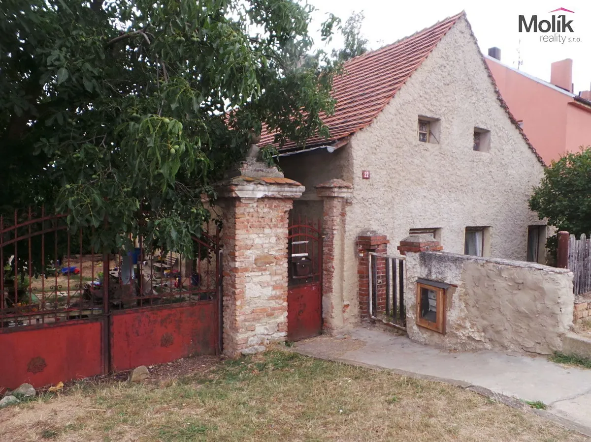 Prodej rodinného domu 478 m², pozemek 1795 m²